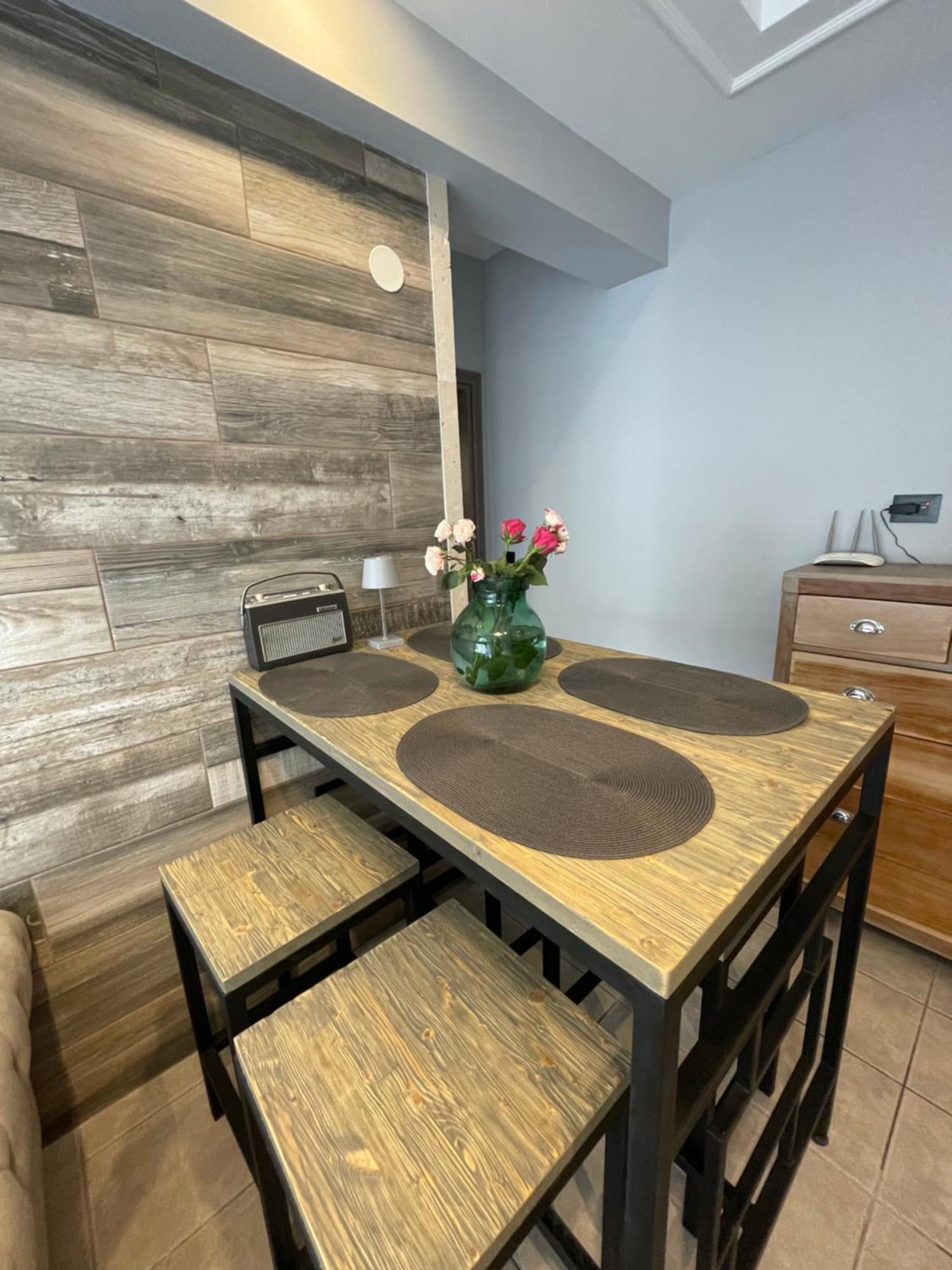 Business Flat Stavroupoli Apartment เทสซาโลนิกิ ภายนอก รูปภาพ